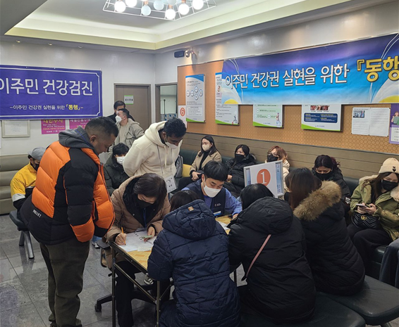 ���� ���