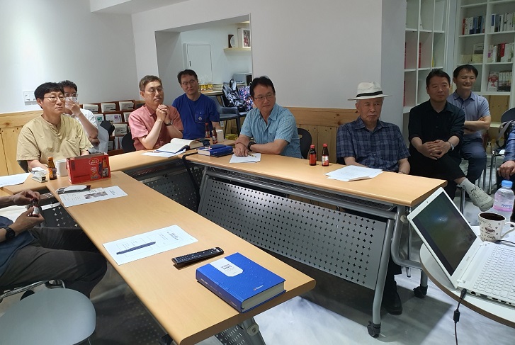 ����� ��ȸ�� ���ܼ�Ʈ