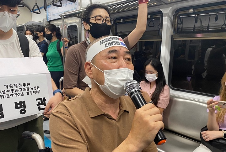 ����ö ����